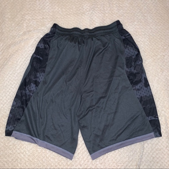 COPY - Men’s Nike shorts - Picture 4 of 4